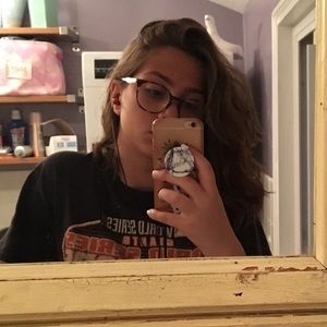 Meet your Posher, Lucia